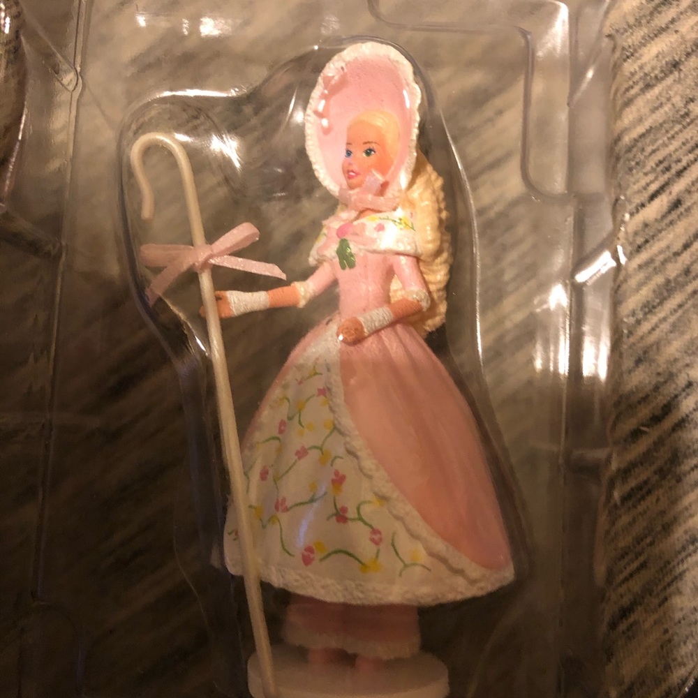 Hallmark Ornament. Little Bo Peep Barbie!